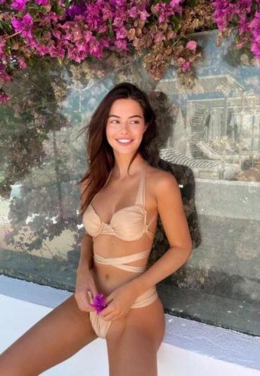 Элеонора